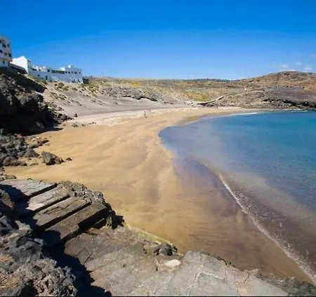 Coqueto Apartamento En Zona Privada Con Piscinas Y Cerca De La Playa * Arona (Tenerife)