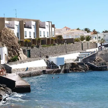 Coqueto Apartamento En Zona Privada Con Piscinas Y Cerca De La Playa * Arona (Tenerife)